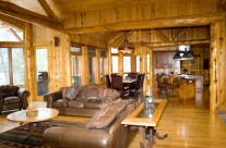 Kitchen & Dining Area