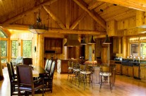 Kitchen & Dining Area