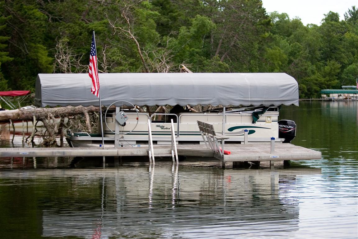 Blackwater Lodge In All It's Glory. The Best Choice, Winter Or Summer